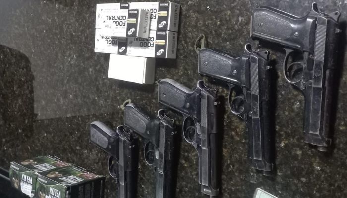 Espigão Alto do Iguaçu - Cinco pistolas furtadas do Exército Brasileiro são recuperadas